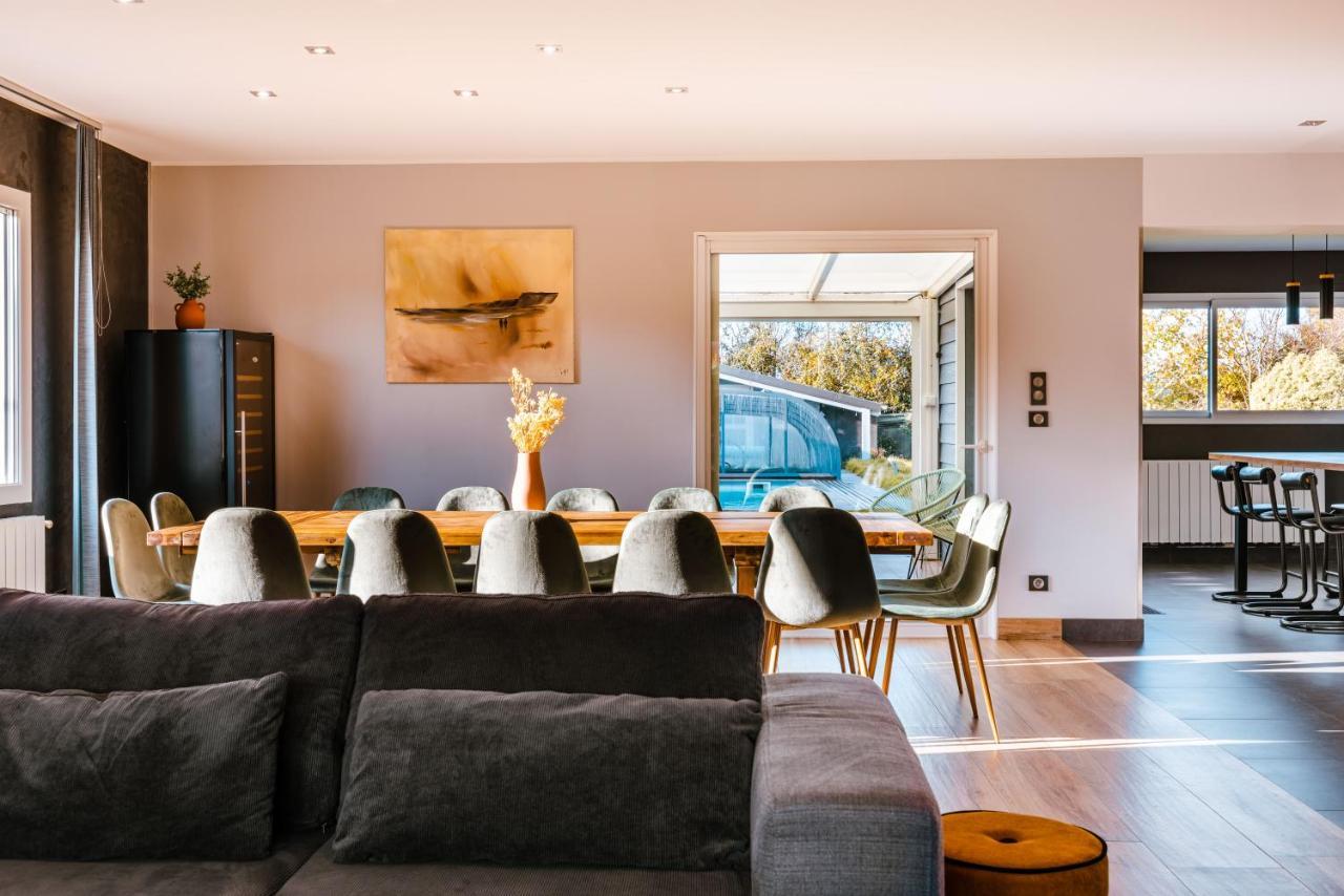 Grande Maison Avec Piscine Et Jacuzzi A La Campagne Desvres Exterior photo